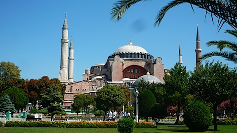 ISTANBUL, 3ème journée : le Bosphore, le Bazar Egyptien, mosquées…..