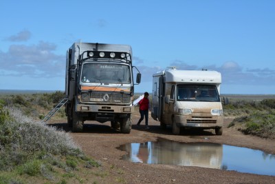 Bains de boue pour les camions
